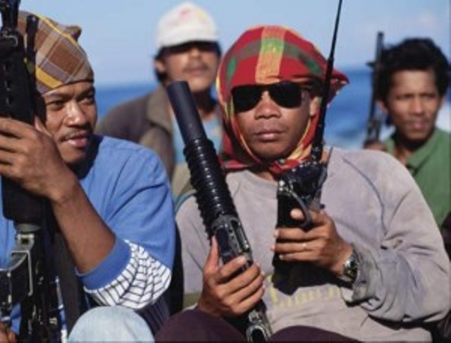 Пиратство в Аденском заливе как операция прикрытия
