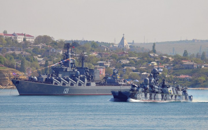 В уходящем году корабли Черноморского флота выполнили 8 дальних морских и океанских по
		<!--
