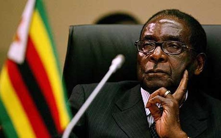 http://politikus.ru/uploads/posts/2014-04/1397882247_zimbabwean-president-robert-mugabe-telegraph.co_.uk_.jpg height=330
