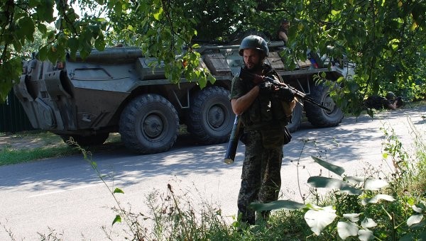Ополченцы в Донбассе заняли три поселка и уничтожили 20 единиц техники