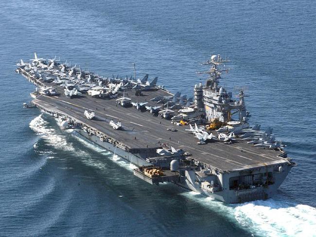 Американский авианосный флот покидает Персидский залив. Бегут от засады?