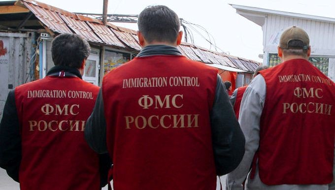 ФМС не нуждается в списке участников АТО для запрета на въезд в Россию  