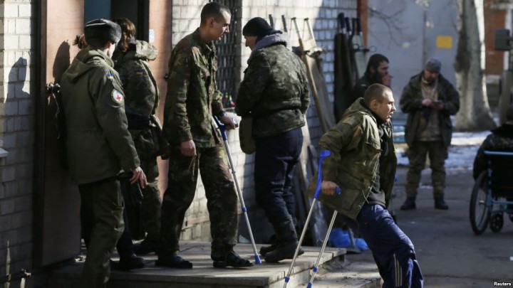 Армия Украины самоликвидируется