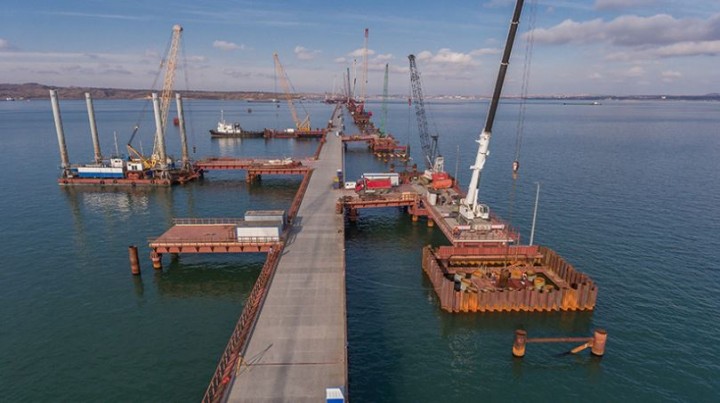 #Стройкавека: что было сделано в 2016 году для строительства моста в Крым
