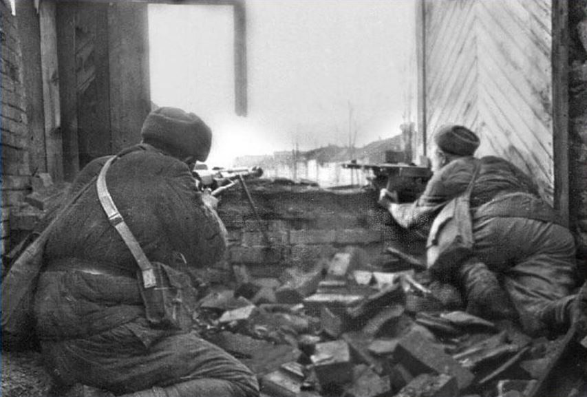 Мифы о Сталинграде стали важной частью информационной войны против России