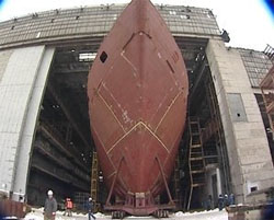 Состыкованы отсеки крупнейшего исследовательского судна «Янтарь»