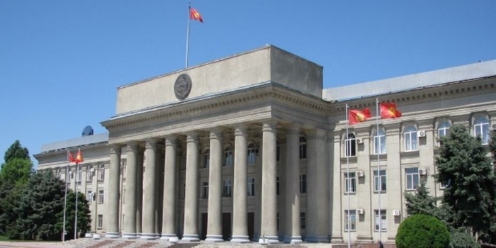 Киргизия объявила о разрыве сотрудничества с США