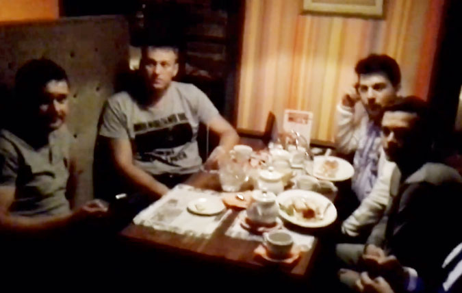 Навальный встретился с дипломатами США в костромском ресторане «Дудки»