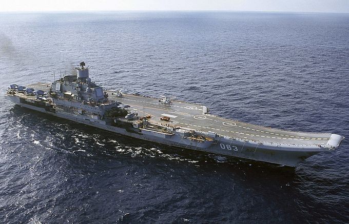Подлодка Нидерландов пыталась приблизиться к авианосной группе ВМФ РФ в Средиземном море