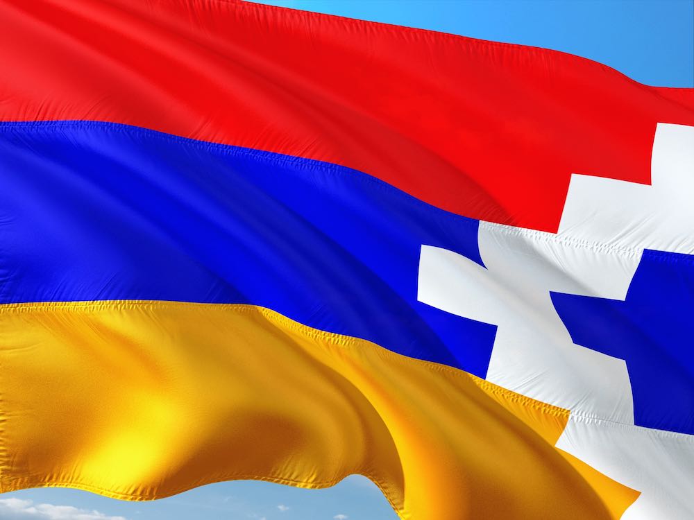 Карабахский конфликт. Кому он выгоден?