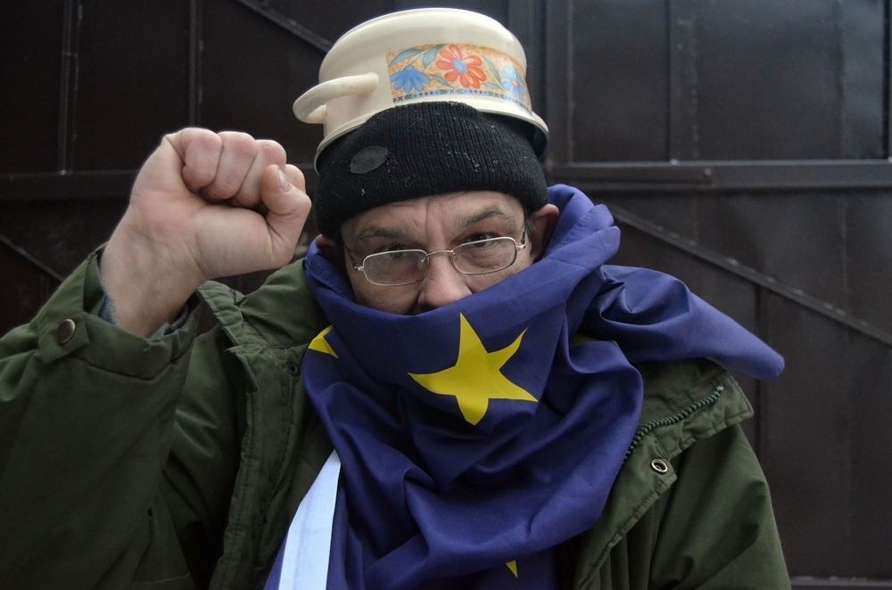 В Киеве пожаловались на потерю сотен миллионов долларов из-за блокады Крыма