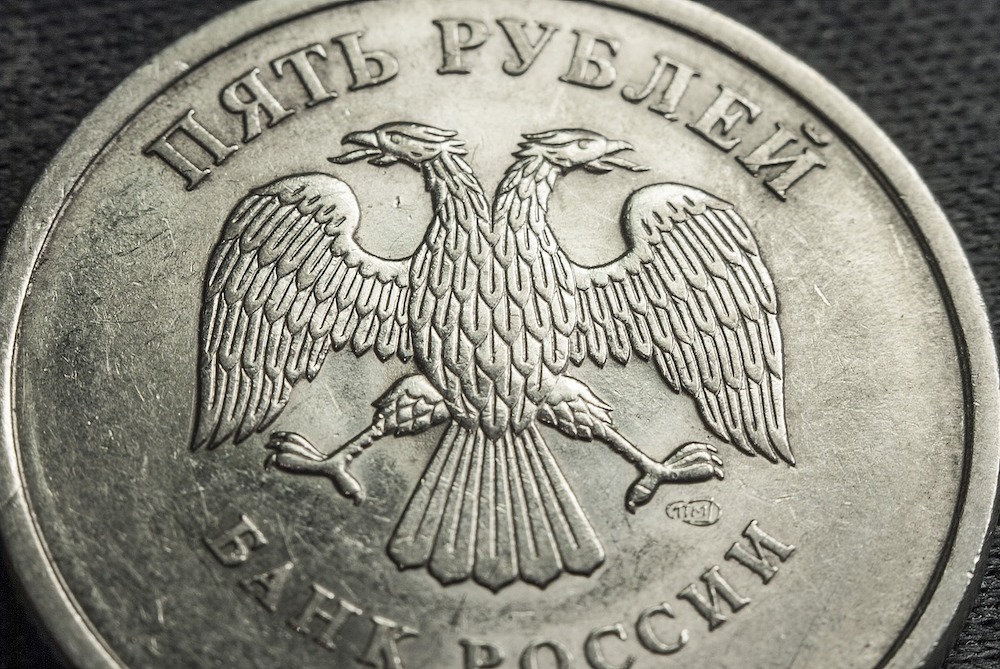 Стабилизация валюты — дело государственное: Курс обесценивающегося рубля бьёт рекорды